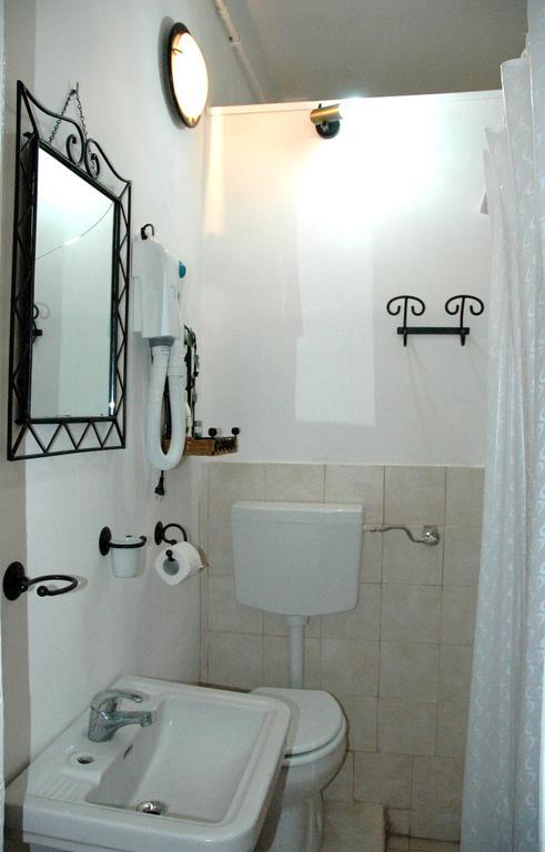 Two-Bedroom Apartment,203802799:JPEG